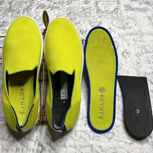 rothys electric lemon